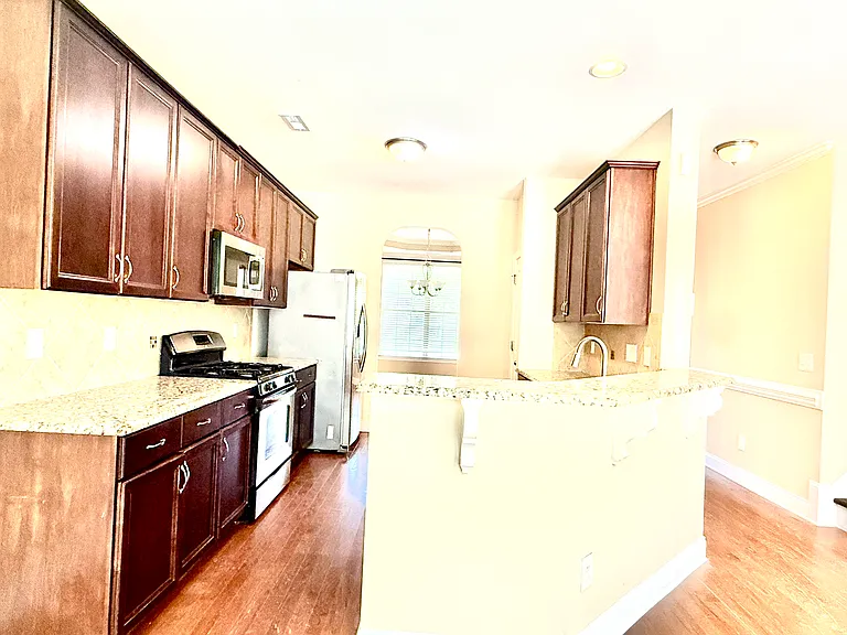 241 Sweet Violet Dr — Photo 6