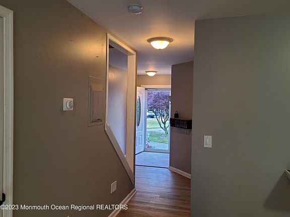 4th image of 404 Ibis Ct