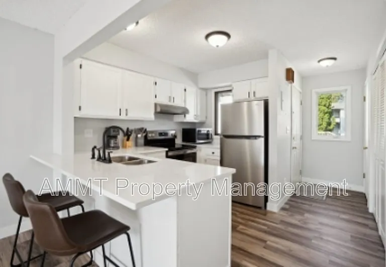 743 Westwinds Dr #3 — Photo 4