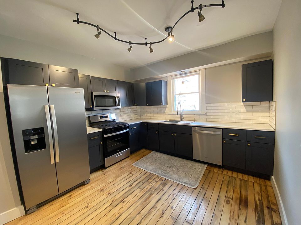 1st image of 1043 Madison Ave SE