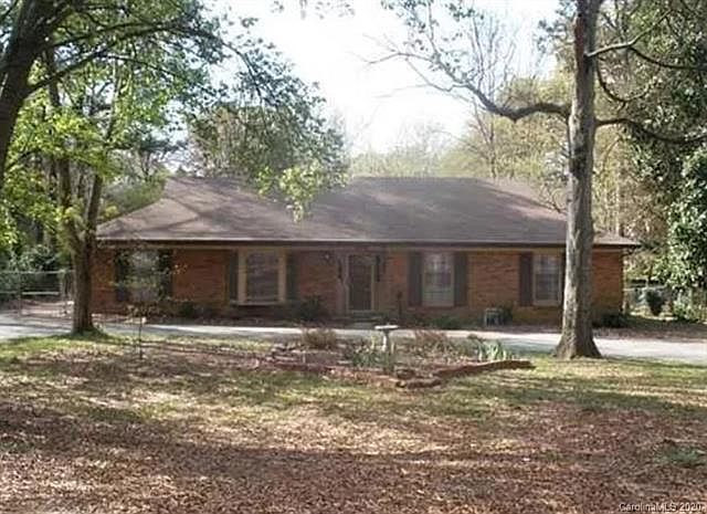 1st image of 1809 Runnymede Ln #9