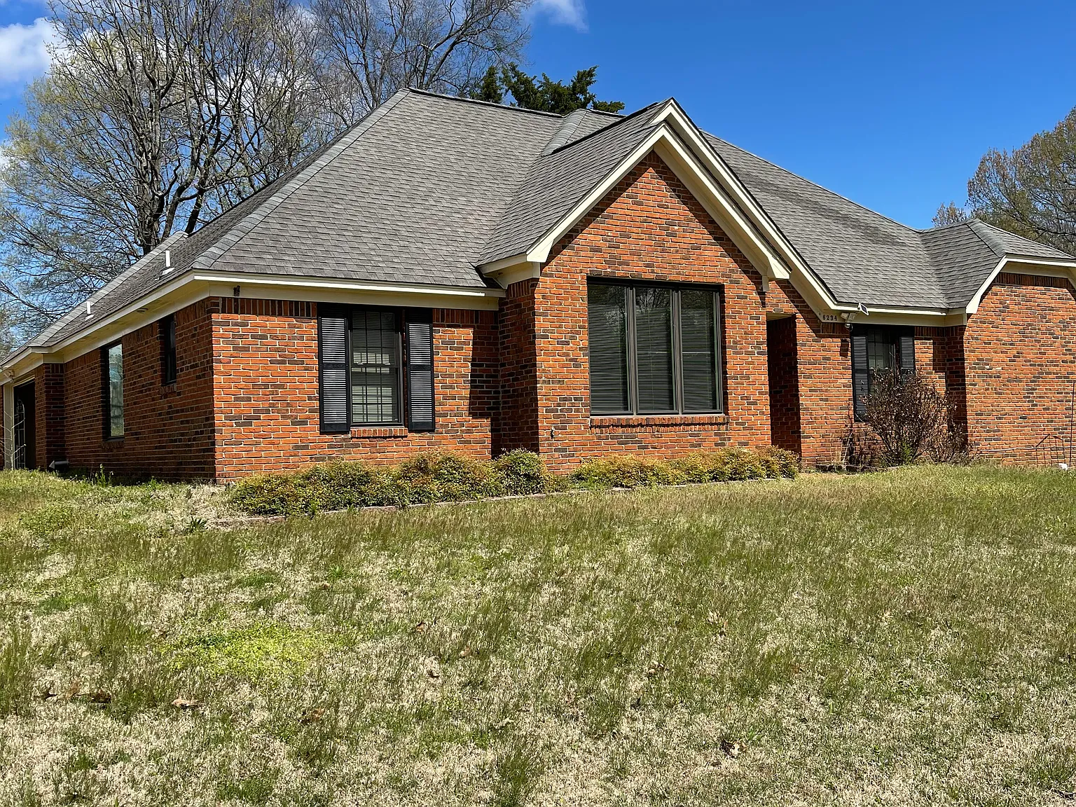 3 bed, 2.5 bath, 2080 sqft, $1,950 — Photo 2