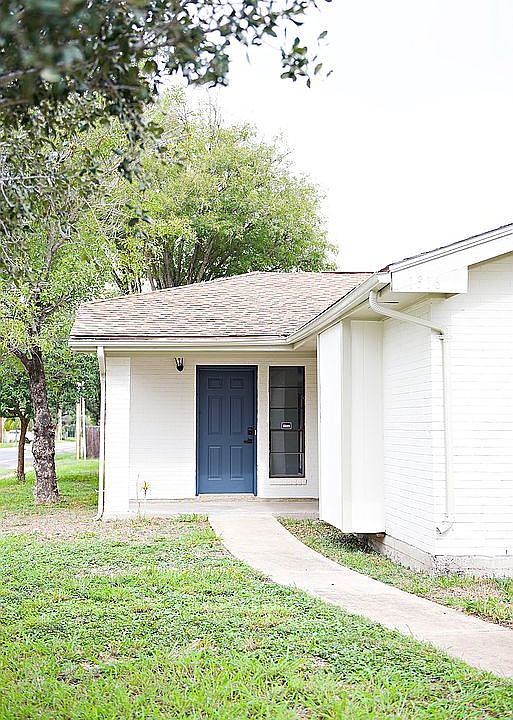 1st image of 1316 Quamasia Ave