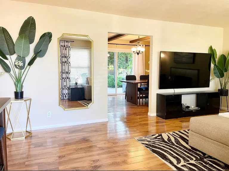 10532 Melric Ave — Photo 3