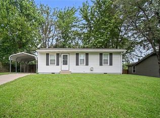 7318 NE 51st St, Kansas City, MO 64119