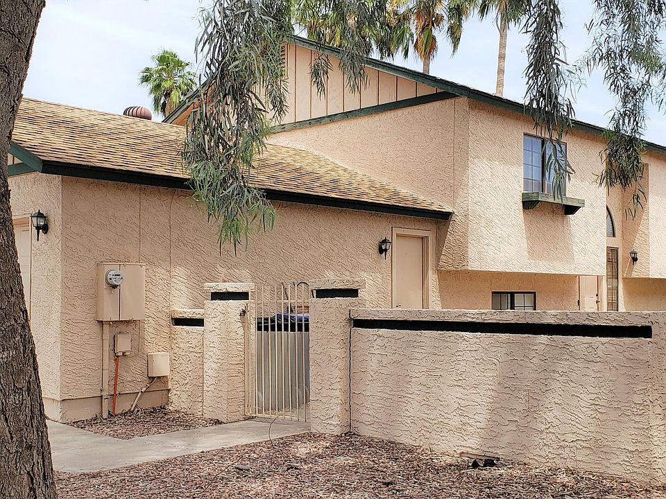 2nd image of 921 S Val Vista Dr Unit 145