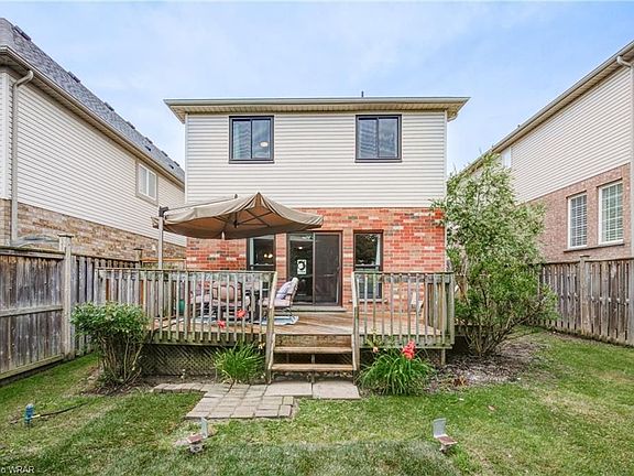 3rd image of 22 Pebblecreek Dr