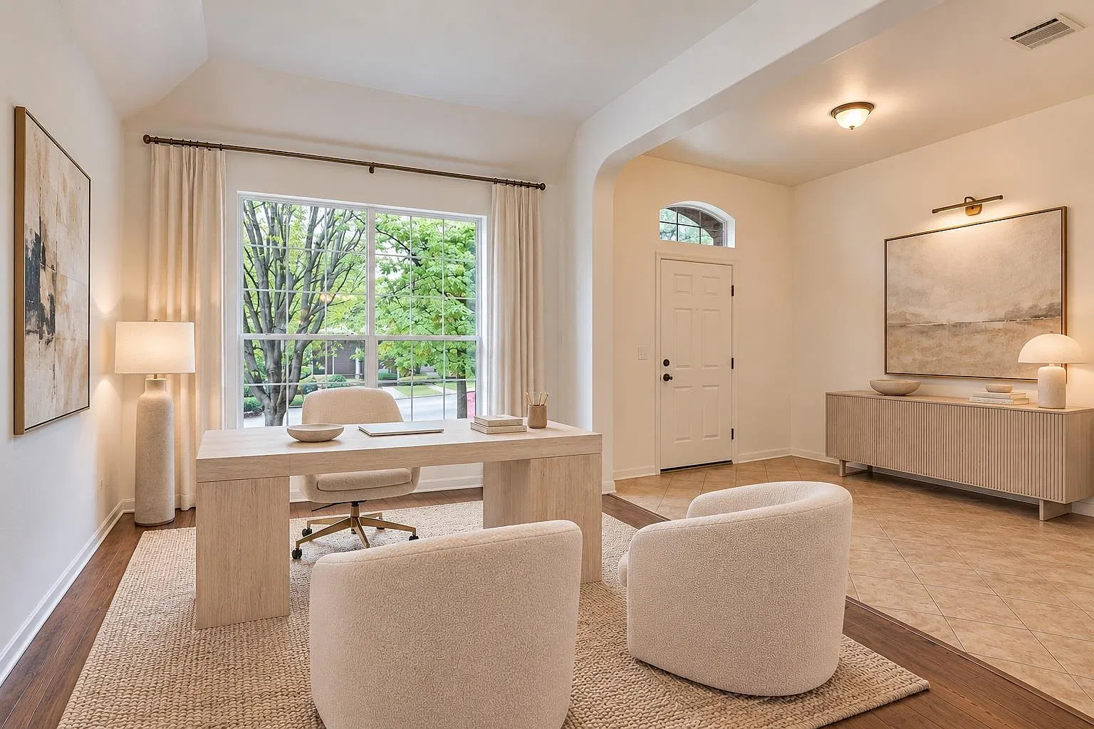 3 bed, 2.0 bath, 2014 sqft, $2,800 — Photo 4