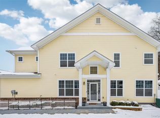 22 Rosecrest Court, Middletown, NY 10940