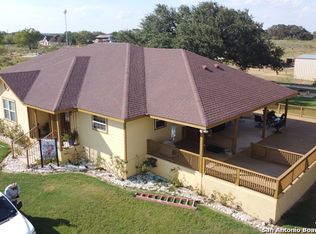 5255 Hardy Rd, Elmendorf, TX 78112