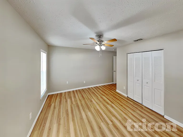 2704 Manor Hill Dr — Photo 10