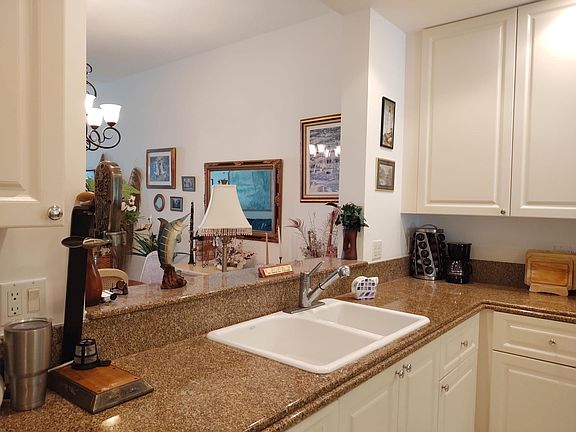 2nd image of 26 Harbour Isle Drive #105