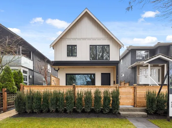 810 E 22nd Ave #1, Vancouver, BC V5V 1V7