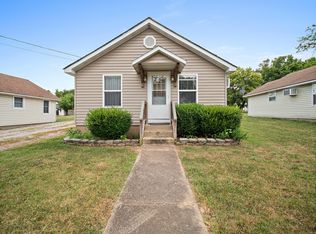 912 Worcester St, West Plains, MO 65775