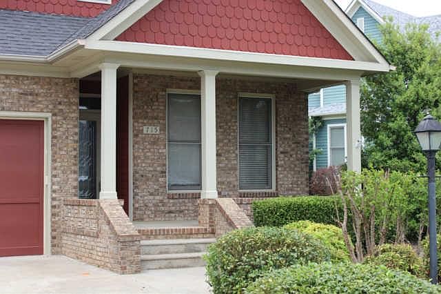 2nd image of 715 Mount Vernon Dr