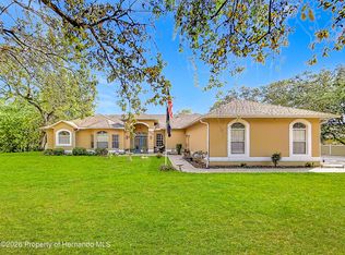 10301 Fox Sparrow Ave, Weeki Wachee, FL 34613
