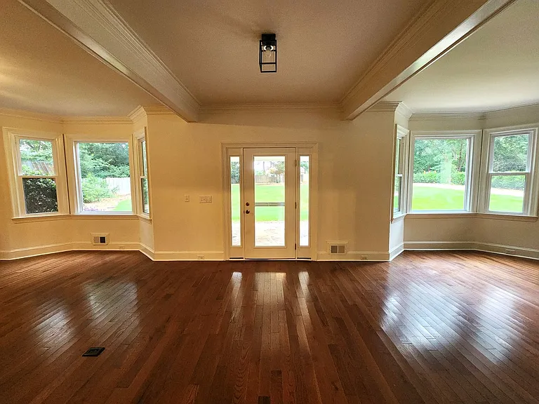 270 S Shore Dr — Photo 18