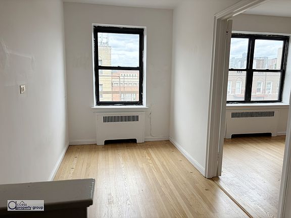 4th image of 251 Seaman Ave APT 6G