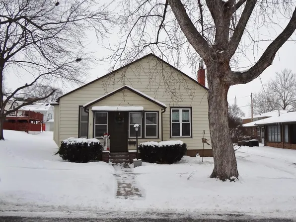 215 W Chestnut St, Clarinda, IA 51632