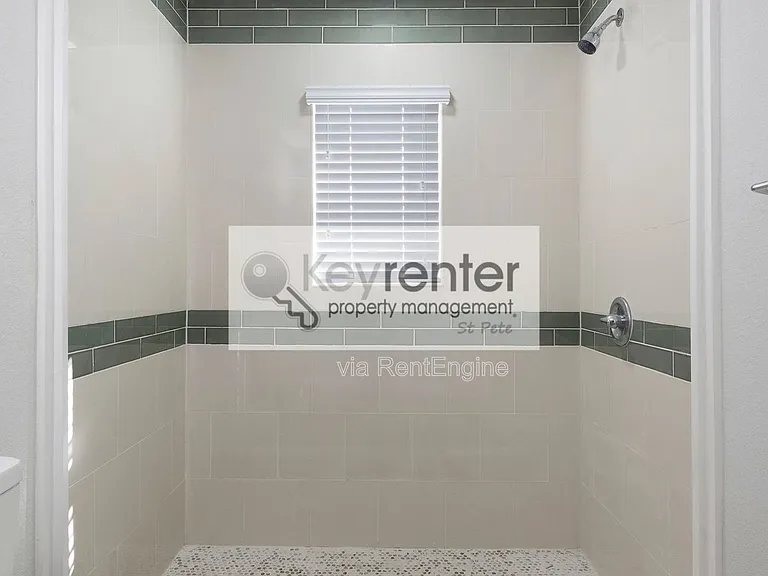 454 21st St N — Photo 15