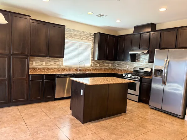 1543 Livingston Dr, Henderson, NV 89012