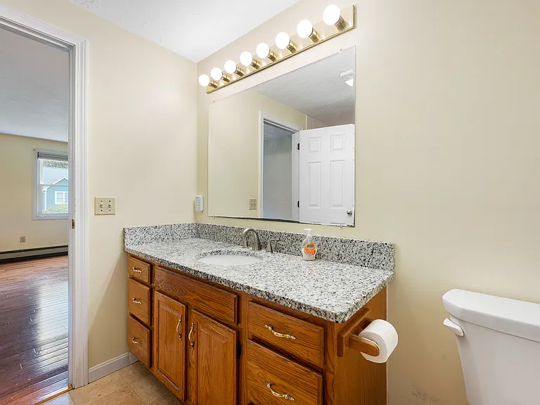 4 Nightingale Dr — Photo 24