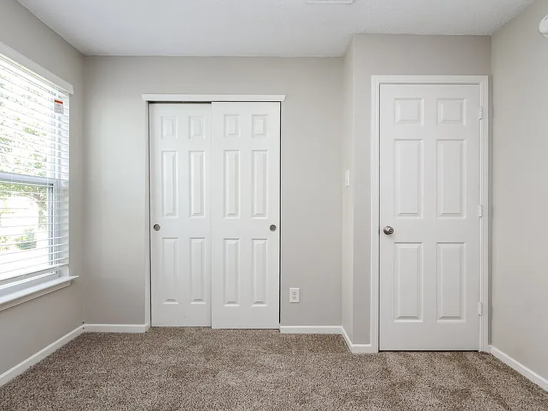 6715 Everbloom Ln — Photo 11