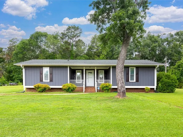 113 Wade Dr, Pickens, SC 29671