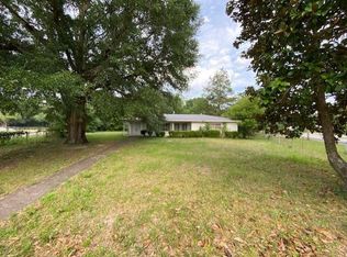 1295 Mapoles St, Crestview, FL 32536