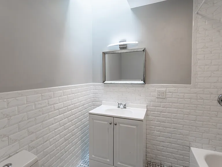 1055 Sterling Pl #2 — Photo 9