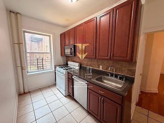 2nd image of 154 Belmont Ave APT 104