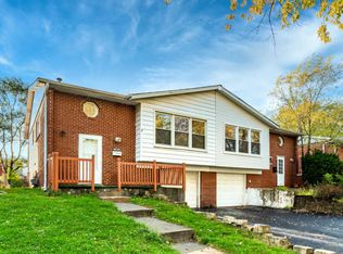 6828 Valley View Rd, Hanover Park, IL 60133