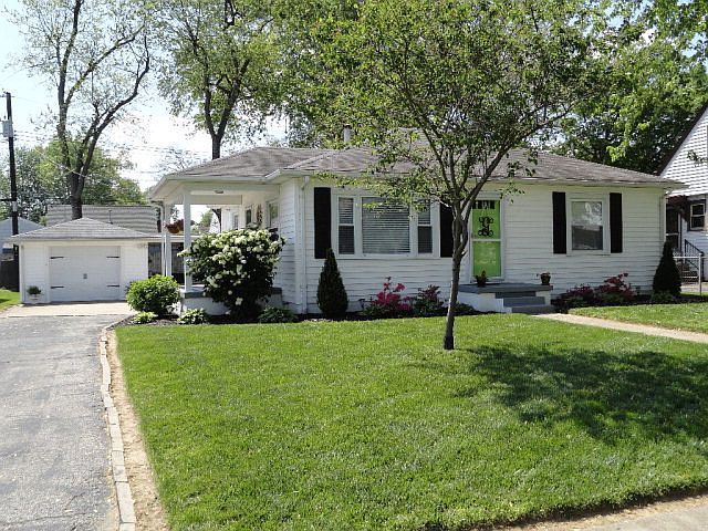 1st image of 1800 Cherokee Dr