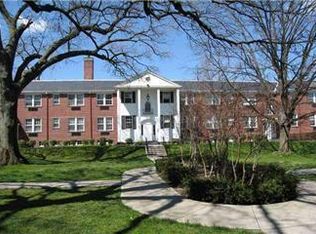 715 S Washington St #2NDFLOOR-B, Alexandria, VA 22314