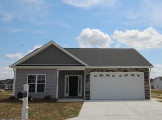 3913 Pensacola Dr, Greenville, NC 27834