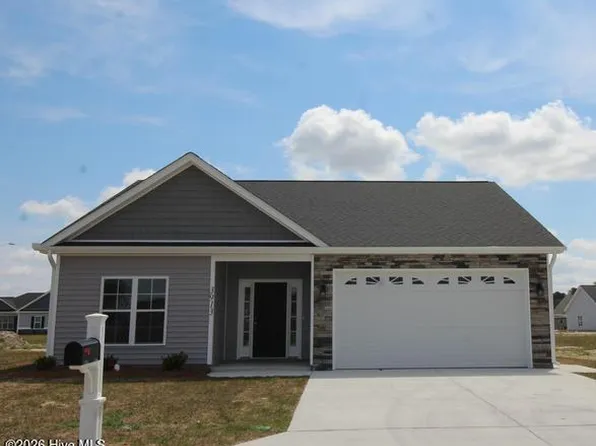 3913 Pensacola Dr, Greenville, NC 27834