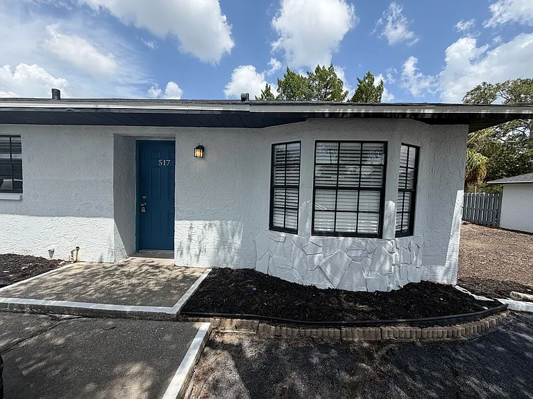 501 Saint Michaels Way — Photo 18