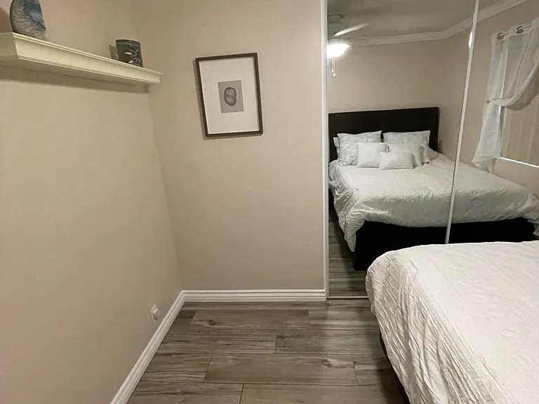 E Surfside Dr — Photo 15