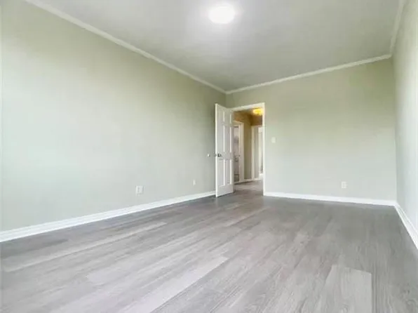 80-12 165th St Floor 3, Jamaica, NY 11432
