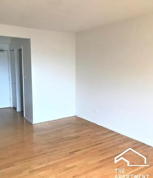 6830 N Sheridan Rd #268 — Photo 1