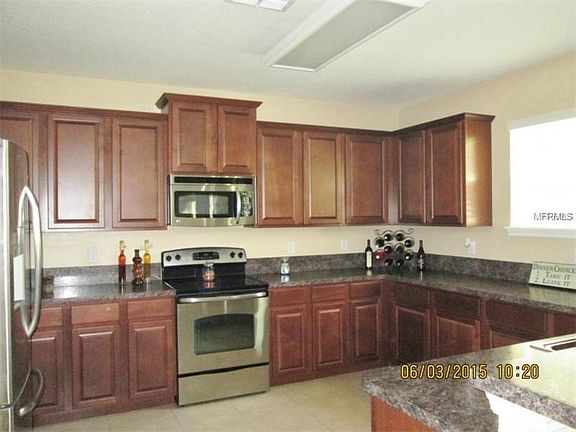3rd image of 4801 Waters Gate Dr