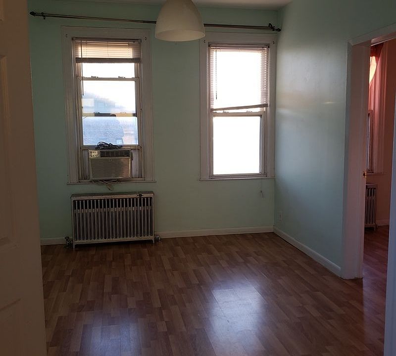 1st image of 4503 23rd Ave #2