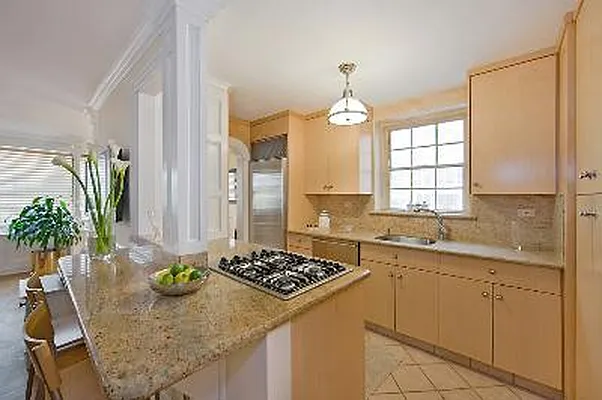 Sold by Corcoran | media 3