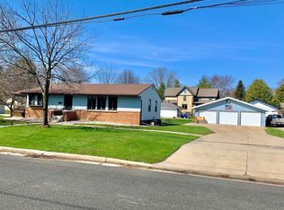1500 Center St, Watertown, WI 53098