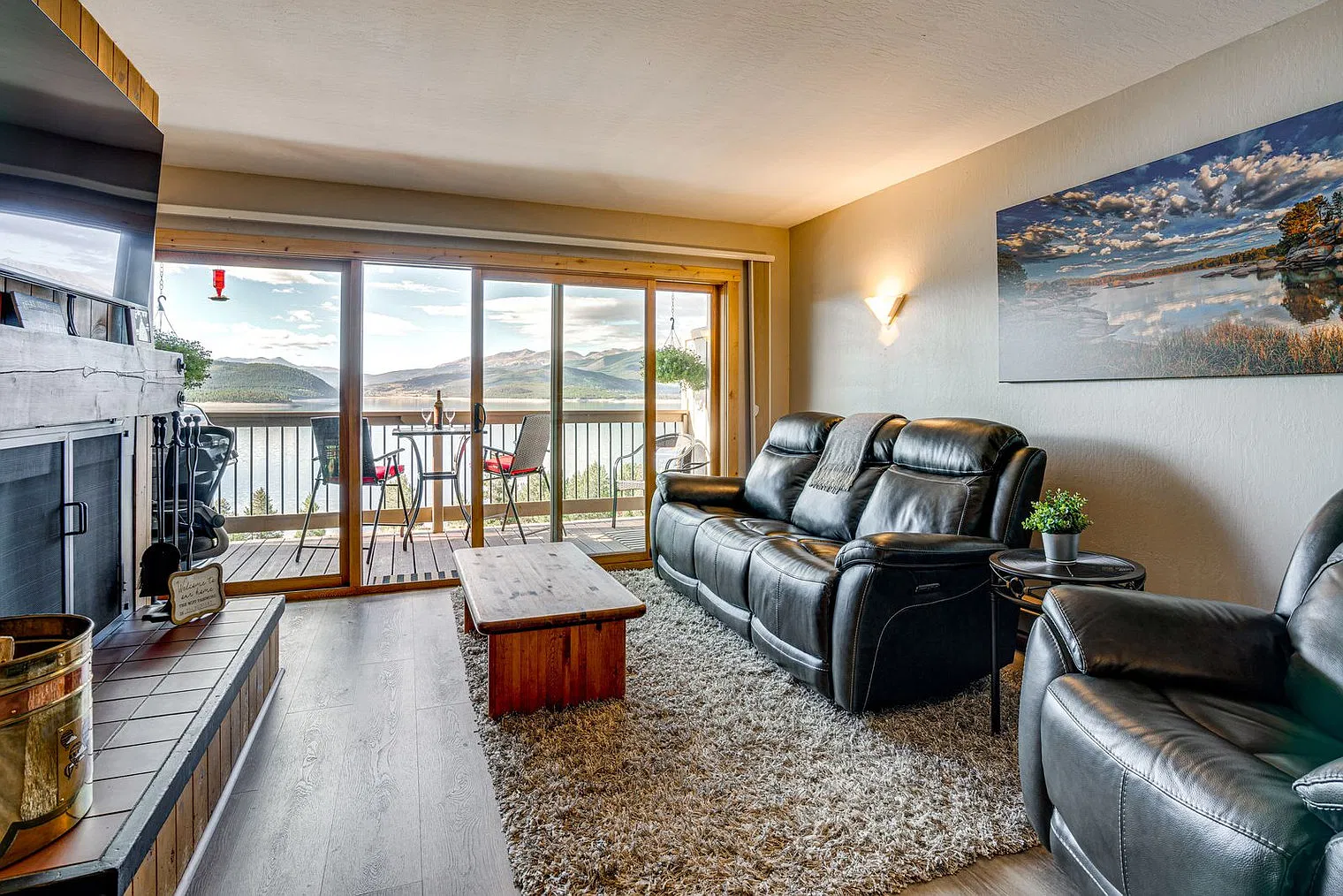 2 bed, 2.0 bath, 839 sqft, $3,935 — Photo 4