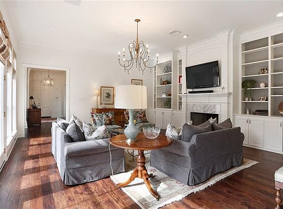 5th image of 30 Woodstone Dr