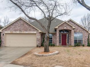 10105 Norman Ct, Irving, TX 75063