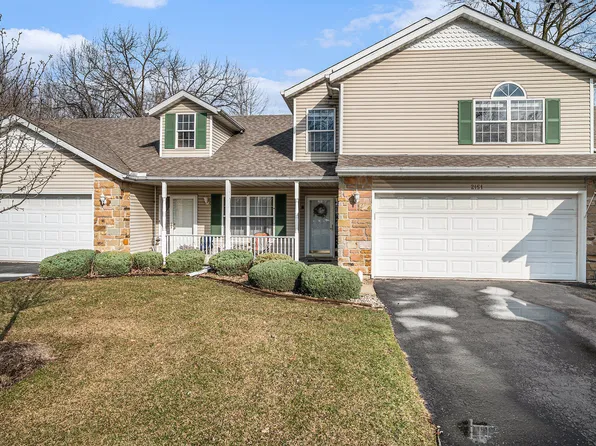 2151 Oakwood Ct, Highland, IN 46322