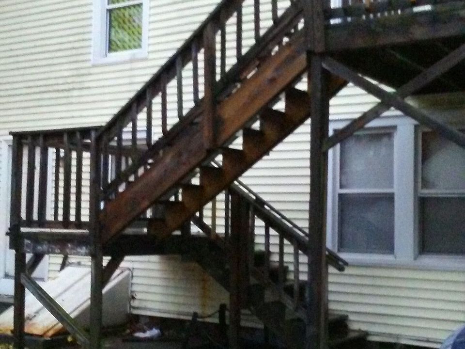 Stairs up into apartment