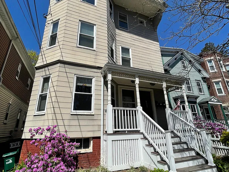 8 Chandler St #1 — Photo 16